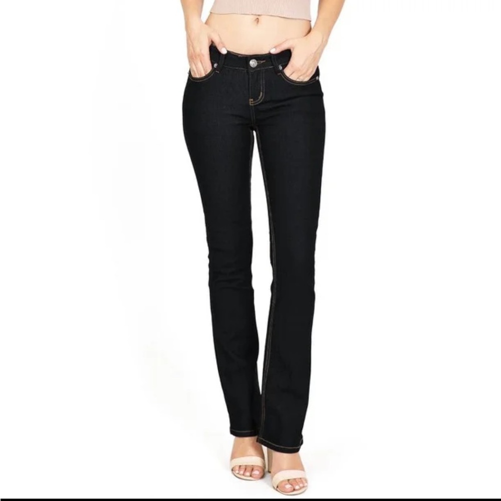 Wax black junior NWT size 5 boot cut Jeans